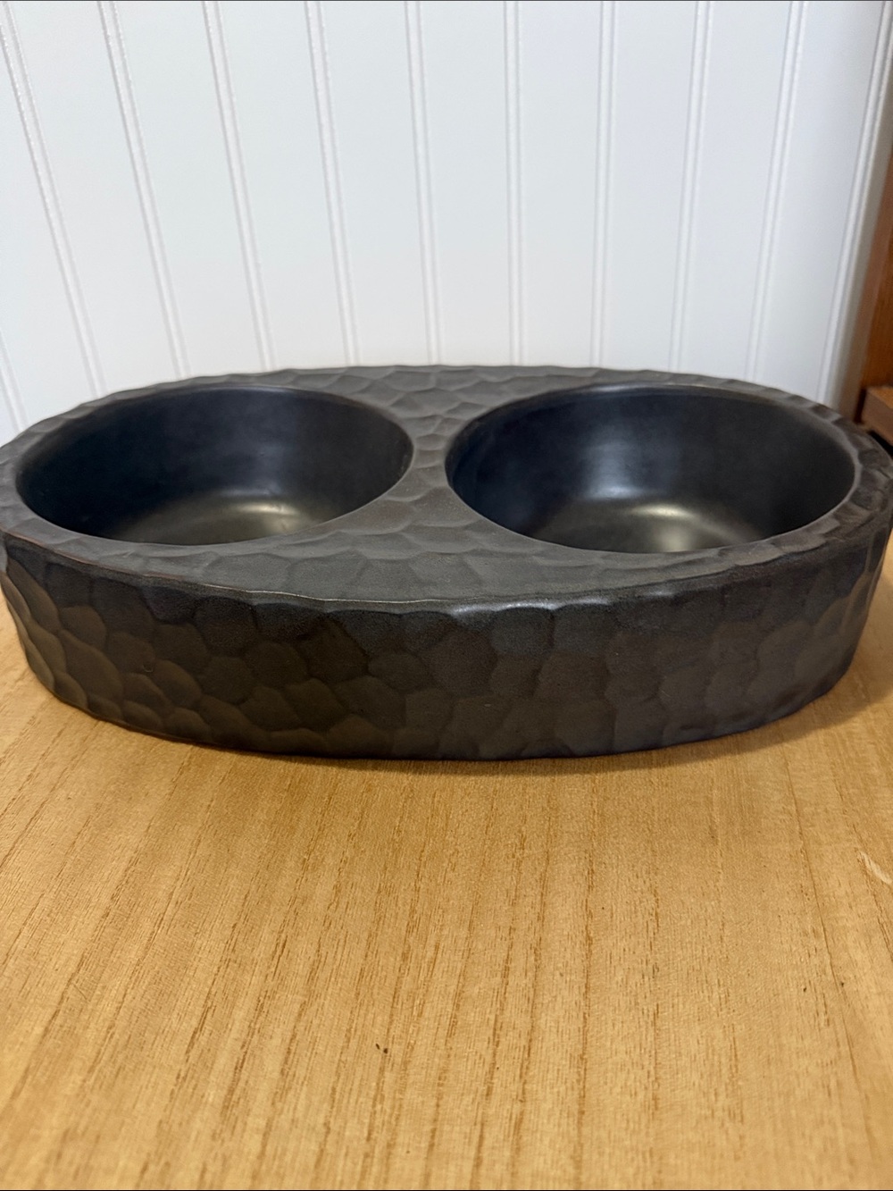 Textured Double Dog Bowl - Black
